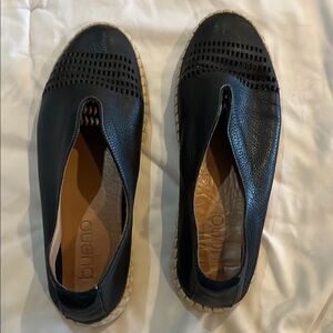 Anthropologie Bueno perforated leather slip on shoes EUC sz 40(9)
